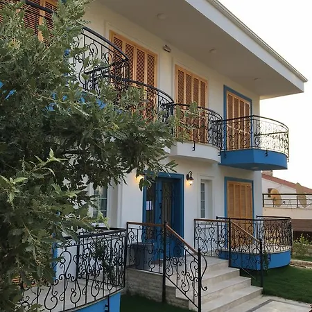 Lejlighedshotel Clementin Suits Siğacık