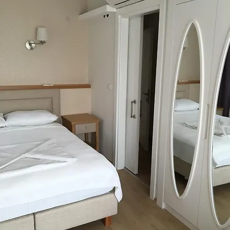 Clementin Suits 3* Sigacik