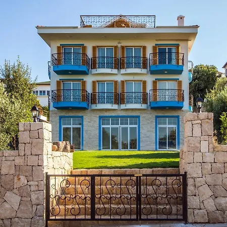 Apartmanhotel Clementin Suits Siğacık