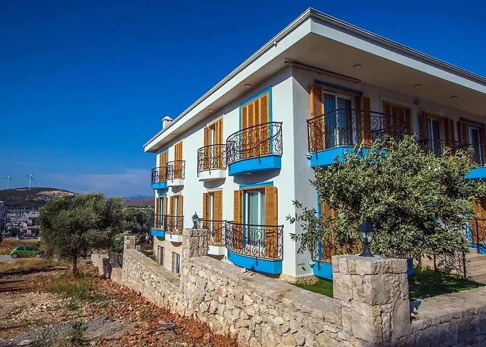 Clementin Suits Aparthotel Siğacık