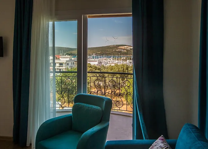 Clementin Suits Aparthotel 3*