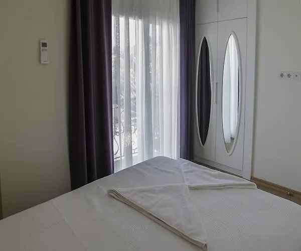 Aparthotel Clementin Suits Siğacık