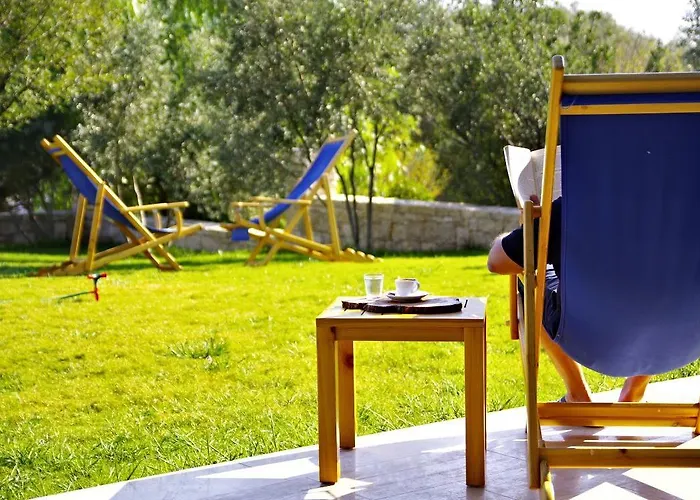Clementin Suits Aparthotel Siğacık
